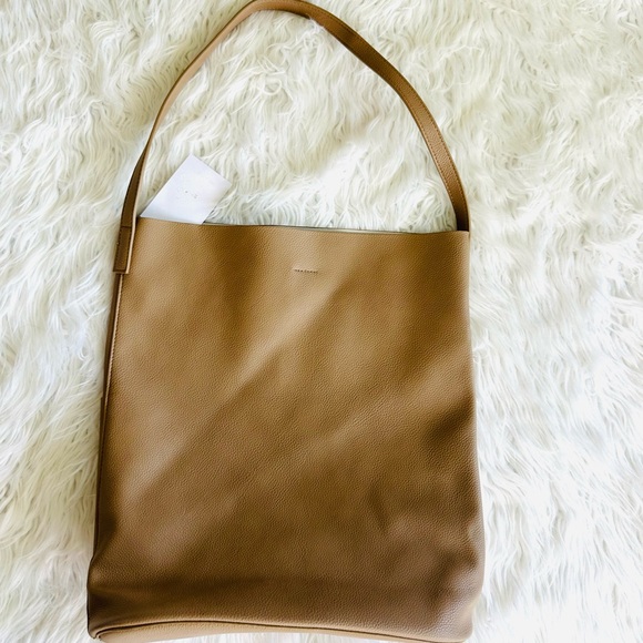 NWT Oak+Fort Vegan Leather Tote Bag Taupe - Picture 7 of 10